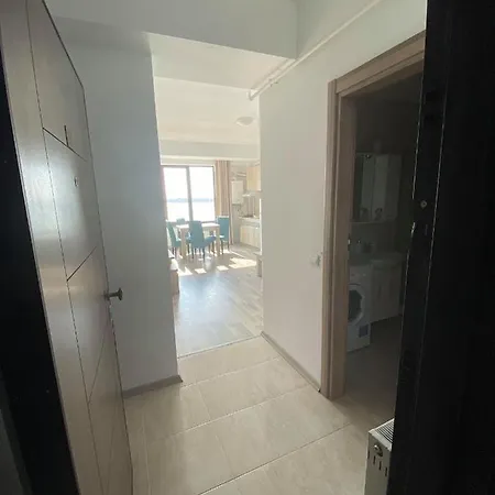 Apartament Mamaia - Summerland Lake View 马马亚